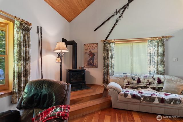 30831 NE 354th Avenue, Arlington, WA 98223