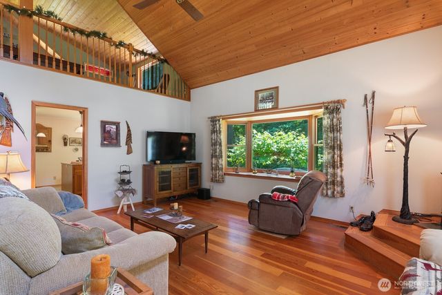 30831 NE 354th Avenue, Arlington, WA 98223