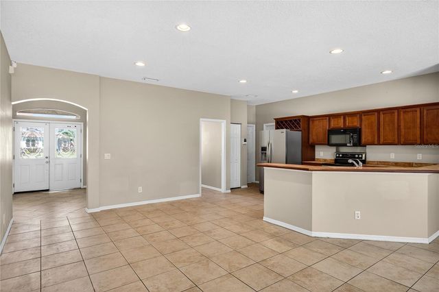 28931 BEAUCLAIRE DRIVE, Tavares, FL 32778