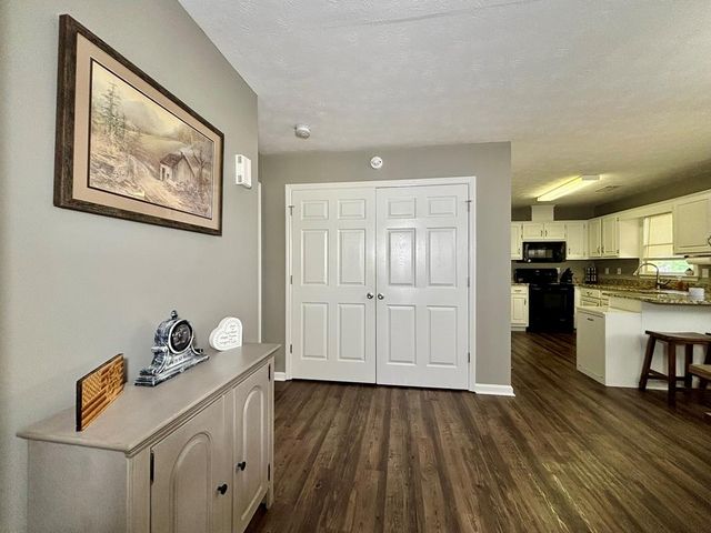 131 Lee Road 2059, Phenix City, AL 36870