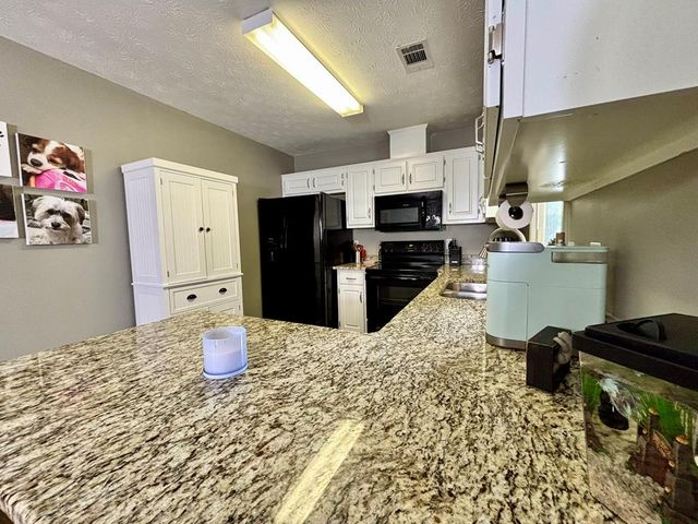 131 Lee Road 2059, Phenix City, AL 36870
