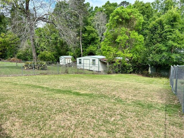 131 Lee Road 2059, Phenix City, AL 36870