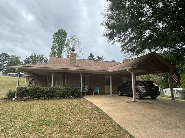 131 Lee Road 2059, Phenix City, AL 36870