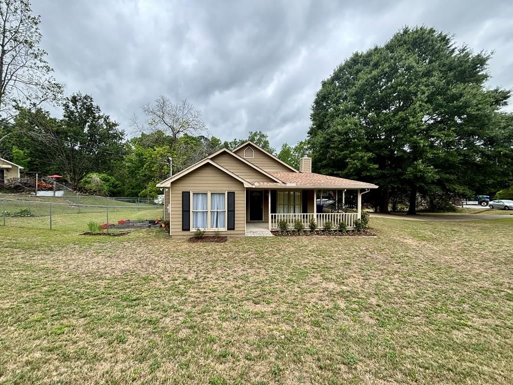 131 Lee Road 2059, Phenix City, AL 36870