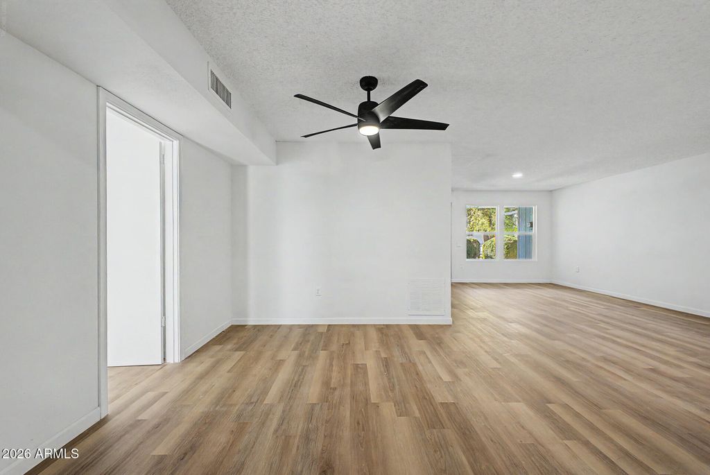 10635 W HIGHWOOD Lane, Sun City, AZ 85373 — photo 5
