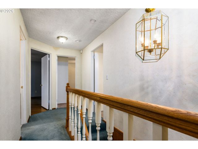 1108 Se 168TH Ave, Portland, OR 97233