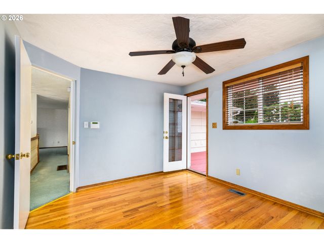 1108 Se 168TH Ave, Portland, OR 97233