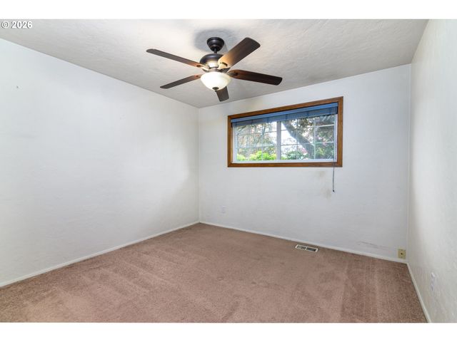 1108 Se 168TH Ave, Portland, OR 97233