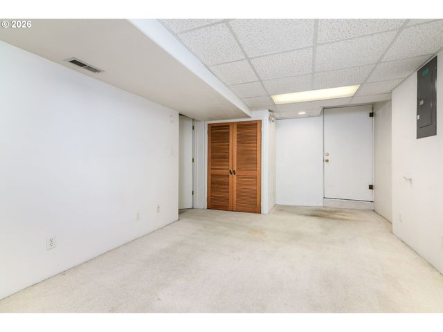 1108 Se 168TH Ave, Portland, OR 97233