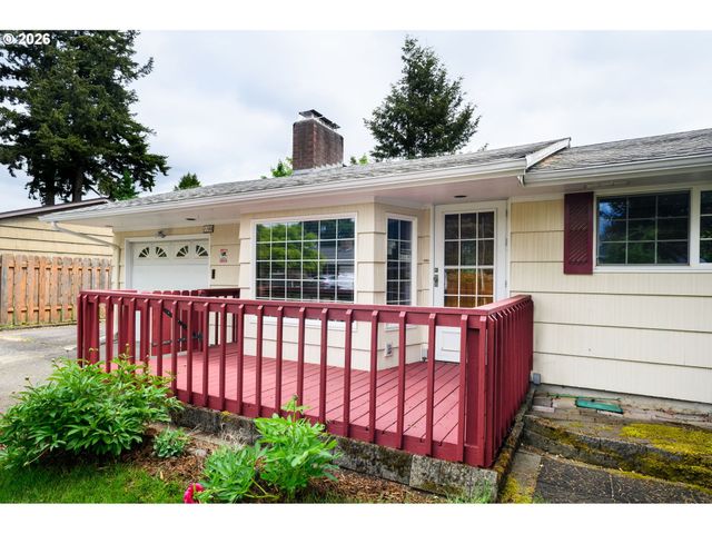1108 Se 168TH Ave, Portland, OR 97233
