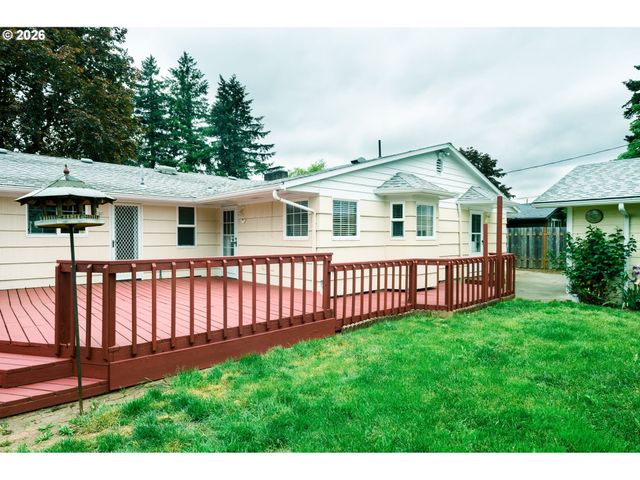 1108 Se 168TH Ave, Portland, OR 97233
