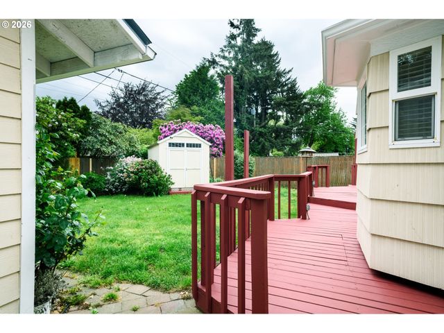 1108 Se 168TH Ave, Portland, OR 97233