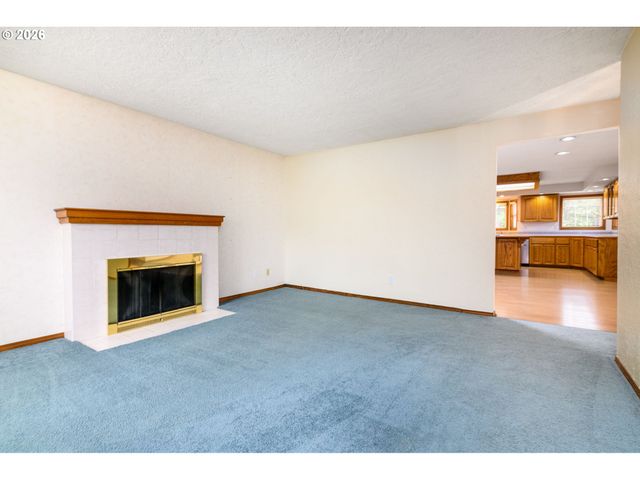 1108 Se 168TH Ave, Portland, OR 97233