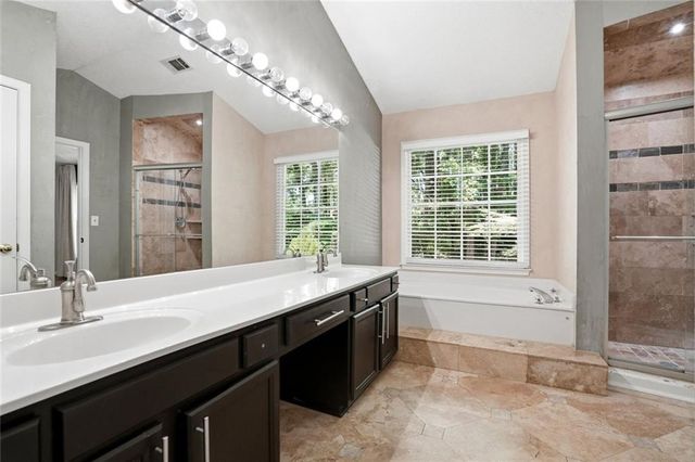 895 Eagle Creek Drive NW, Lawrenceville, GA 30044