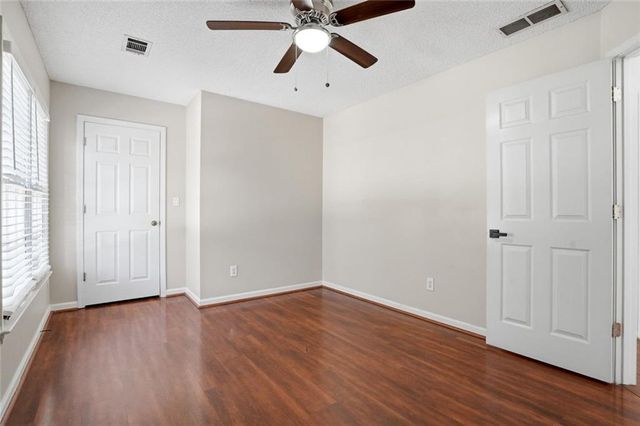 895 Eagle Creek Drive NW, Lawrenceville, GA 30044