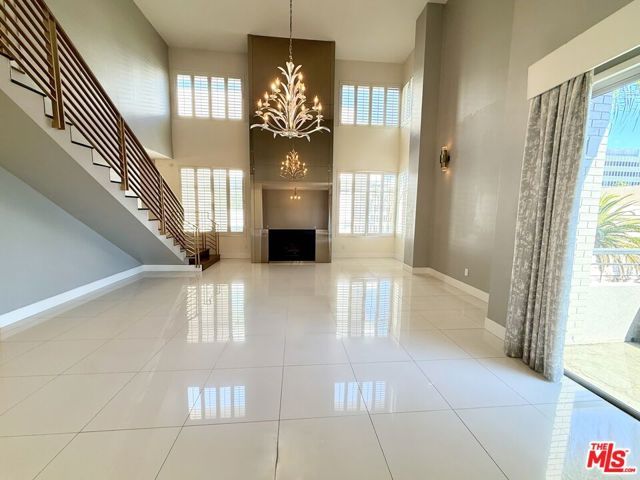 121 S Palm Drive 601, Beverly Hills, CA 90212