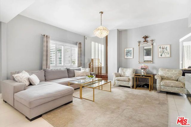 121 S Palm Drive 601, Beverly Hills, CA 90212