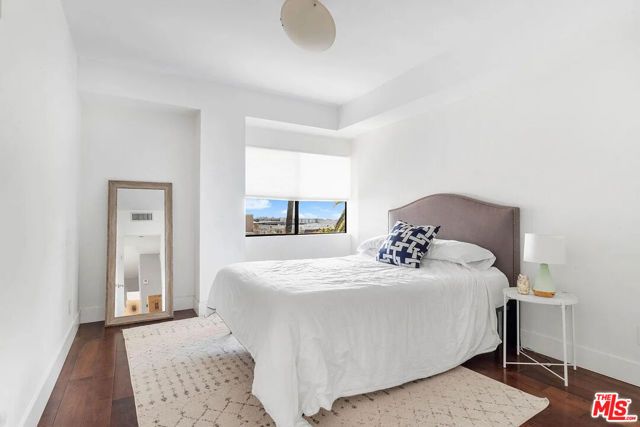 121 S Palm Drive 601, Beverly Hills, CA 90212