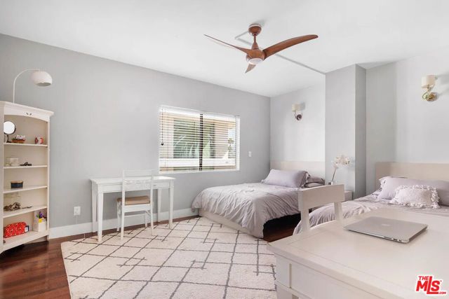 121 S Palm Drive 601, Beverly Hills, CA 90212