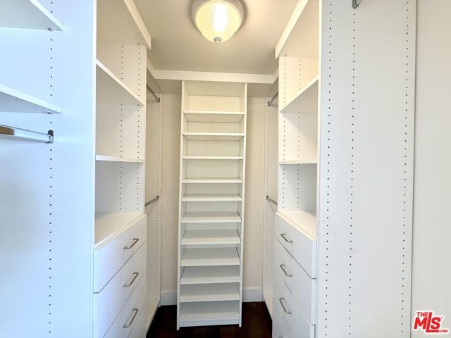 121 S Palm Drive 601, Beverly Hills, CA 90212