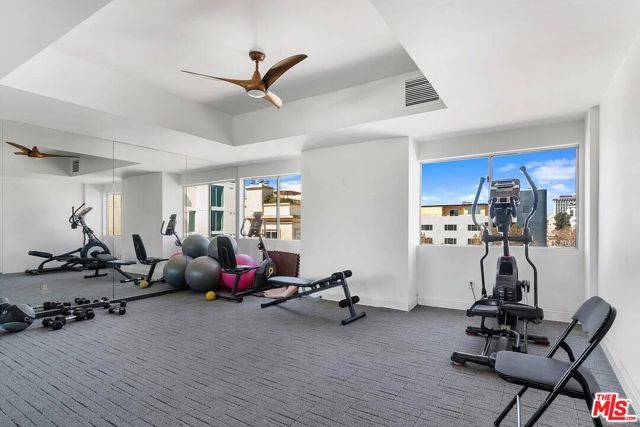 121 S Palm Drive 601, Beverly Hills, CA 90212