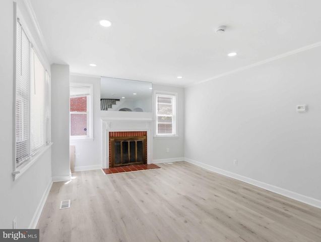 106 KINSHIP RD, Dundalk, MD 21222
