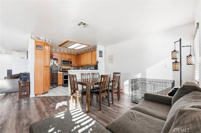 7639 Hillhurst, Riverside, CA 92508