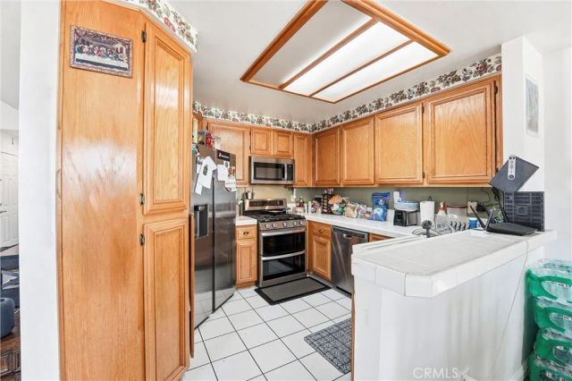 7639 Hillhurst, Riverside, CA 92508