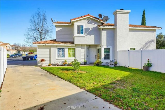 7639 Hillhurst, Riverside, CA 92508