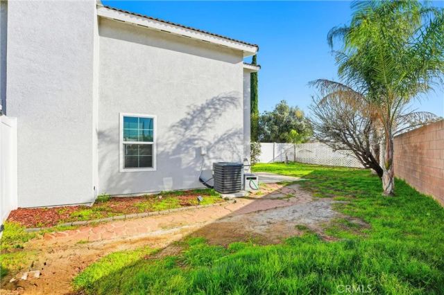 7639 Hillhurst, Riverside, CA 92508