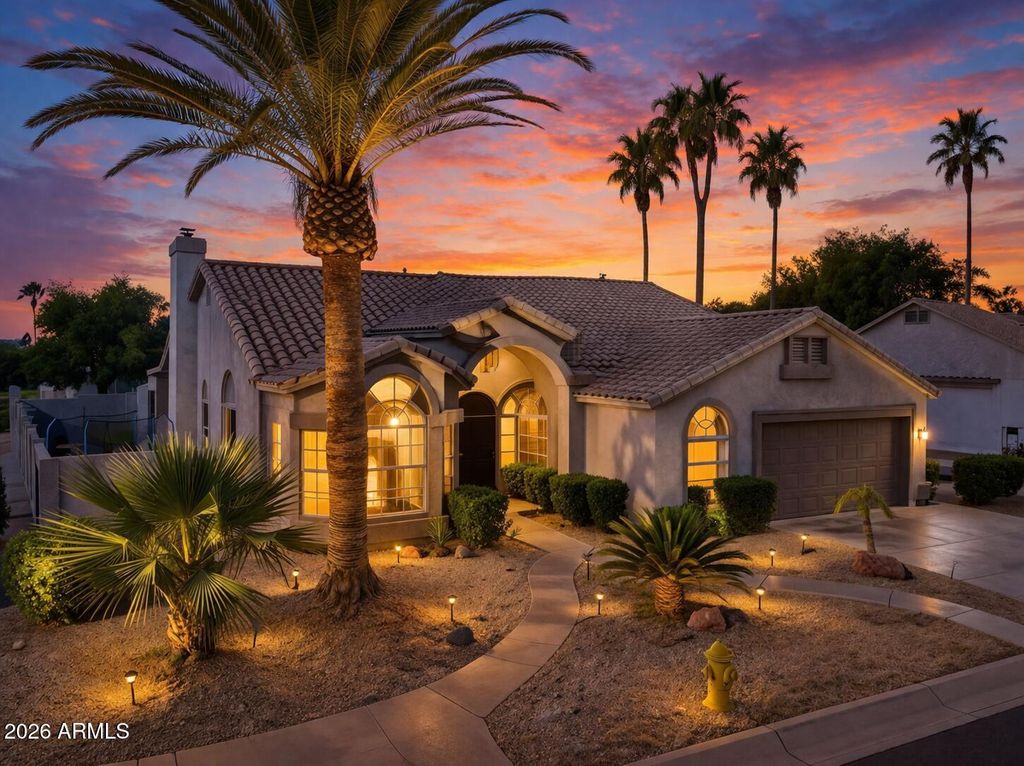 1732 W COMMERCE Avenue, Gilbert, AZ 85233