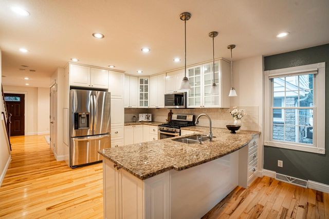 210 S 78th STREET, Milwaukee, WI 53214
