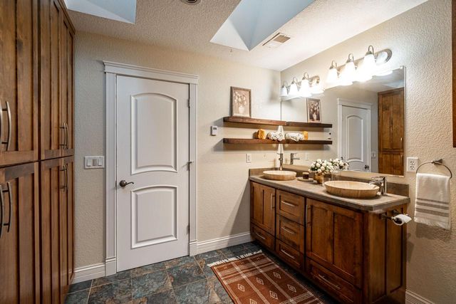 210 S 78th STREET, Milwaukee, WI 53214