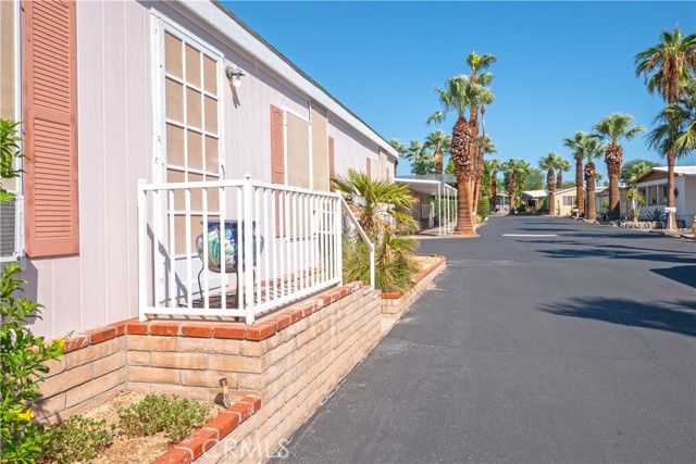 17555 Corkill Road 53, Desert Hot Springs, CA 92241