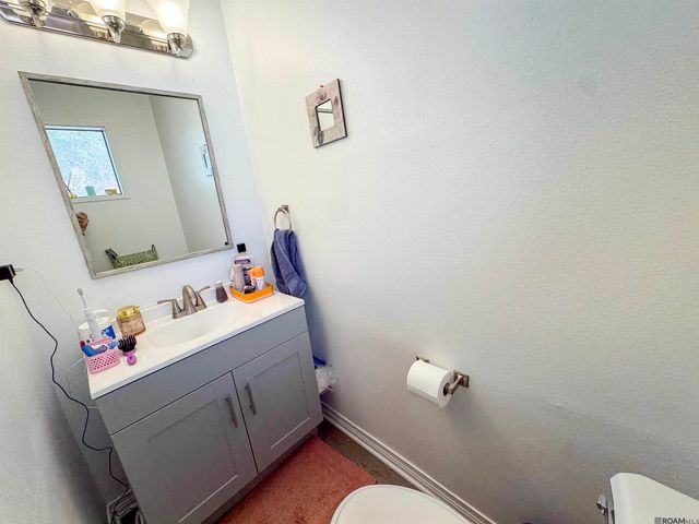 20005 Oakwood Dr, Ponchatoula, LA 70454