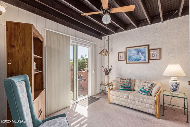 306 N Calle Del Diablo, Green Valley, AZ 85614