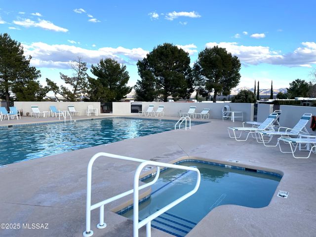 306 N Calle Del Diablo, Green Valley, AZ 85614