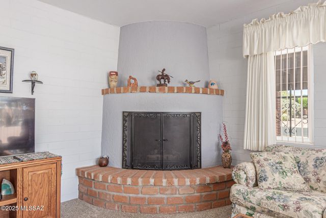 306 N Calle Del Diablo, Green Valley, AZ 85614