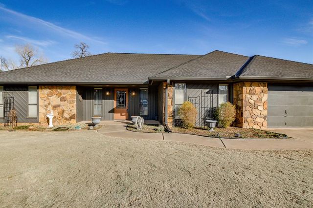 2304 N Brookdale Avenue, Edmond, OK 73034