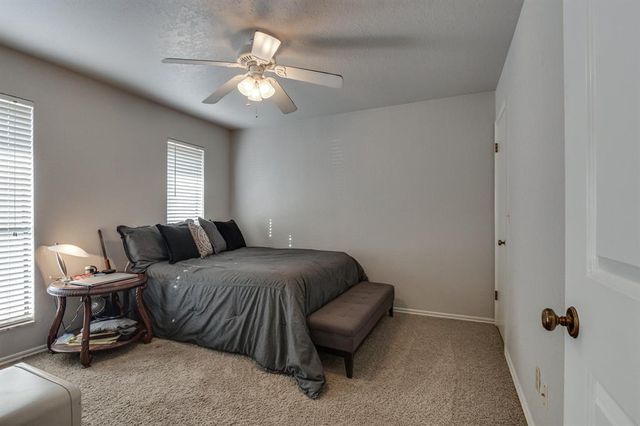 2304 N Brookdale Avenue, Edmond, OK 73034