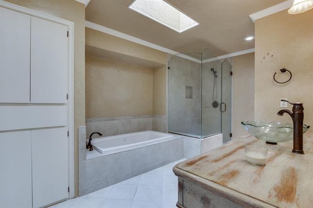 2304 N Brookdale Avenue, Edmond, OK 73034