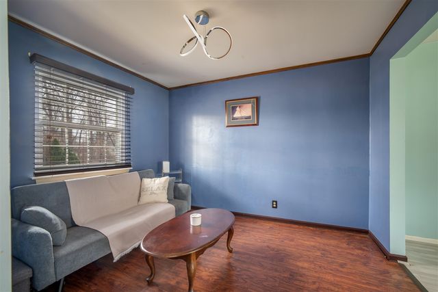 9137 Rucker Road, Grosse Ile, MI 48138