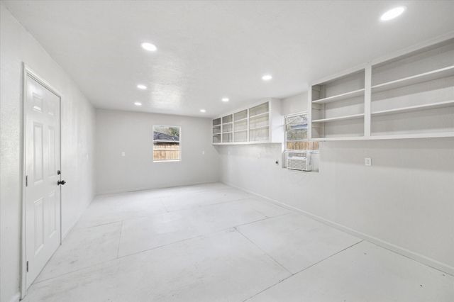 1306 Narcille Street, Baytown, TX 77520