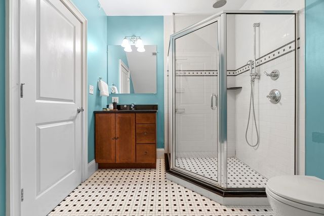 224 Florence St 10, Boston, MA 02131