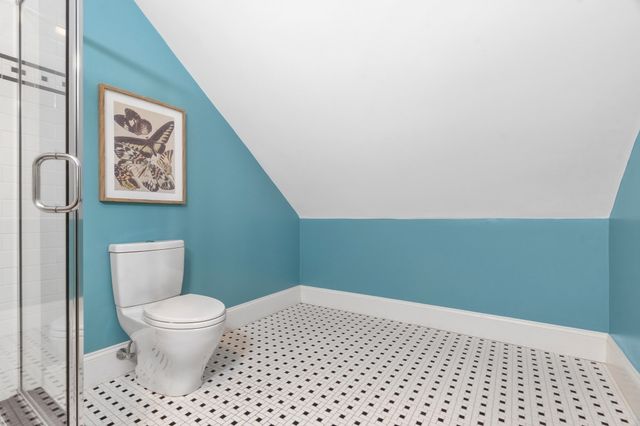 224 Florence St 10, Boston, MA 02131