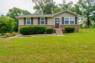 638 Linda Ln, Clarksville, TN 37042