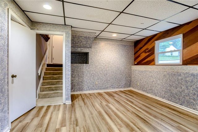 5761 N Anita Avenue, Kansas City, MO 64151