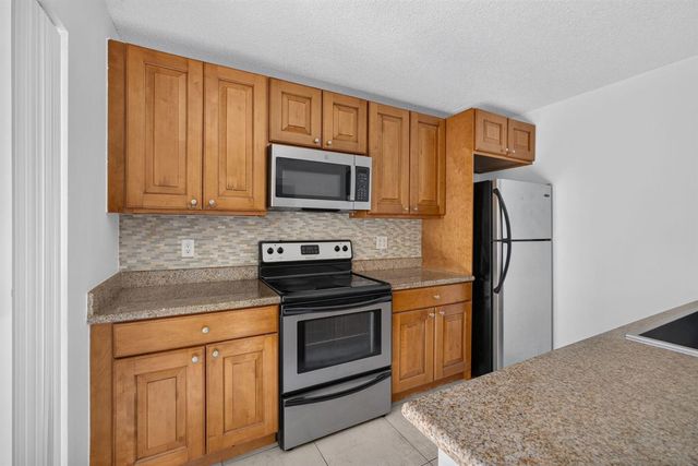 851 Blue Ridge Circle, West Palm Beach, FL 33409