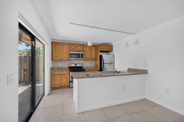 851 Blue Ridge Circle, West Palm Beach, FL 33409