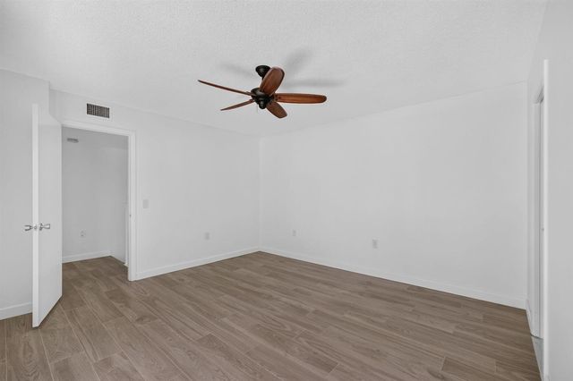 851 Blue Ridge Circle, West Palm Beach, FL 33409